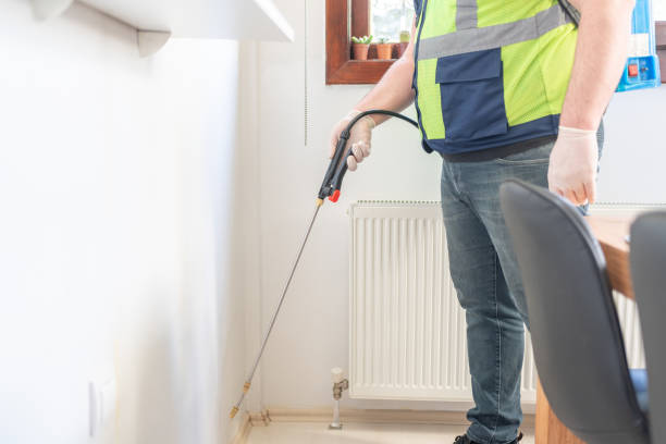Best Cockroach Control Services  in Armada, MI